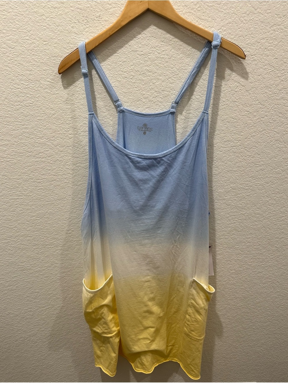 NWT Club Social by Jadelynn Brooke Ombre Racerback Pocket Tank Top 3X